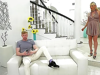 Tranny Dominates Horny Man in Ultimate Cam Shag